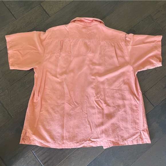 Men’s Vacation Shirt - Picture 2 of 3